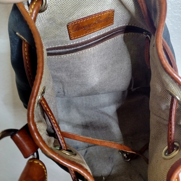 DOONEY & BOURKE WEXFORD TASHA LEATHER DRAWSTRING SHOULDER BAG BLACK - Picture 7 of 9